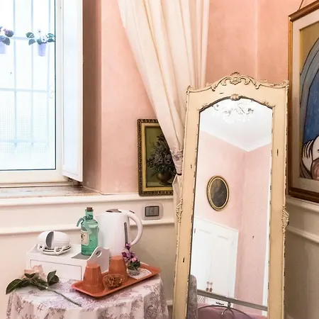 Le Petit Bed and Breakfast Πίτσο